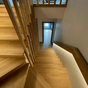 Отделка лестниц